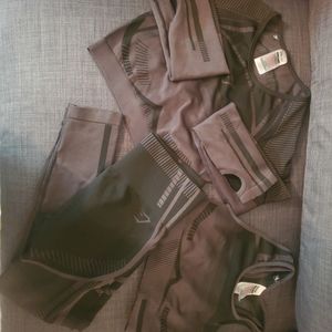 Gymshark Geo Seamless Set